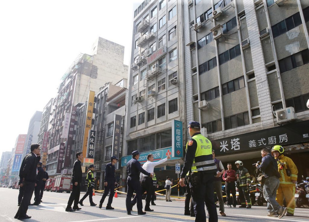《打馬悍將專欄》阿伯神比喻，傾斜危樓像中國讓人害怕【影】 - 芋傳媒 TaroNews