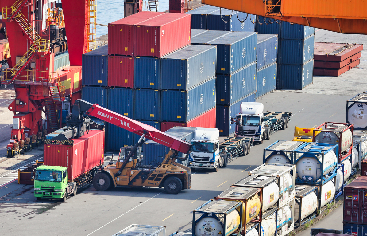 10月出口年減1.5%連二黑 旺季遇貿易戰亂流 | 芋傳媒 TaroNe