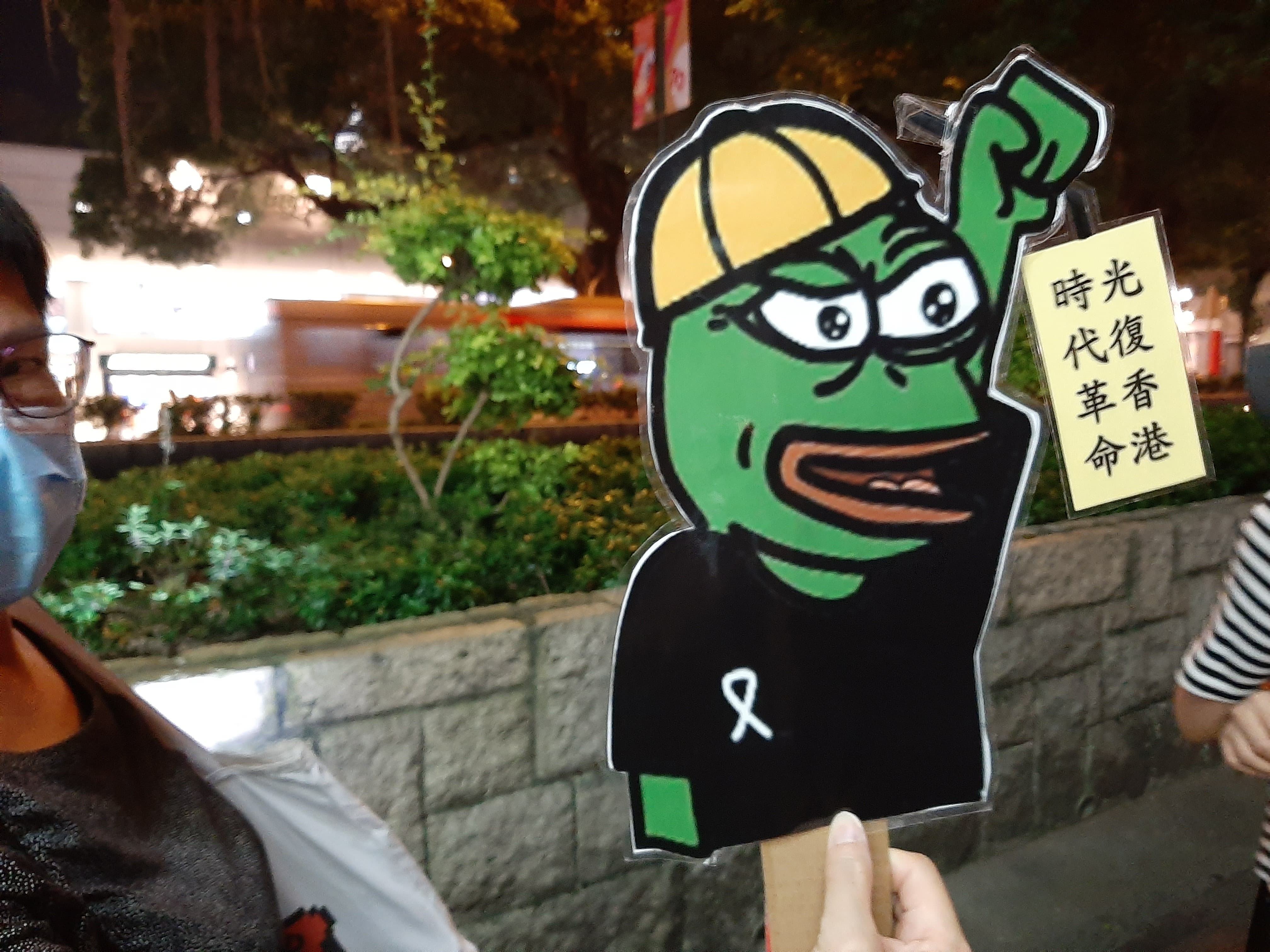 央廣》香港反送中／日子愈苦「他們」愈幽默以對– 芋傳媒TaroNews