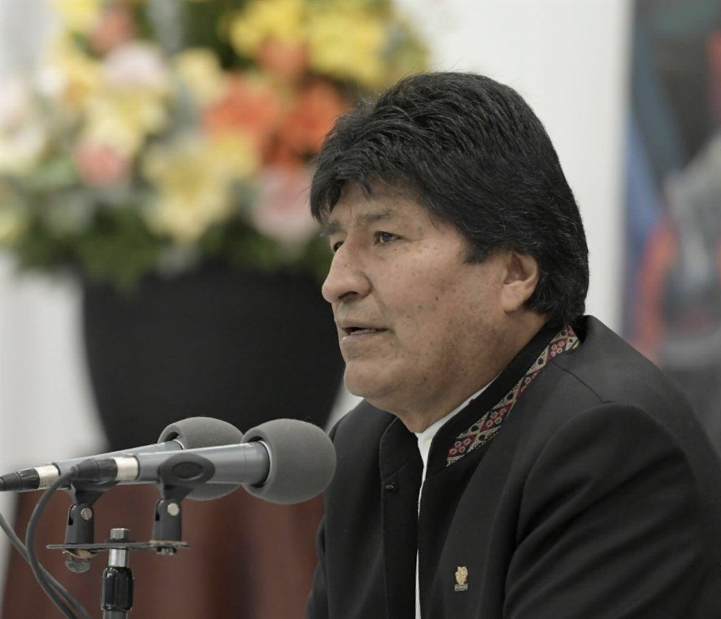 玻利維亞動亂物資缺 臨時總統稱盡快重新選舉 | 芋傳媒 TaroNews