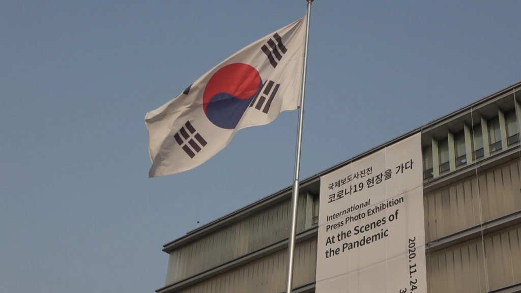 韓兩大黨總統候選人爭議不斷 第三勢力安哲秀民調崛起