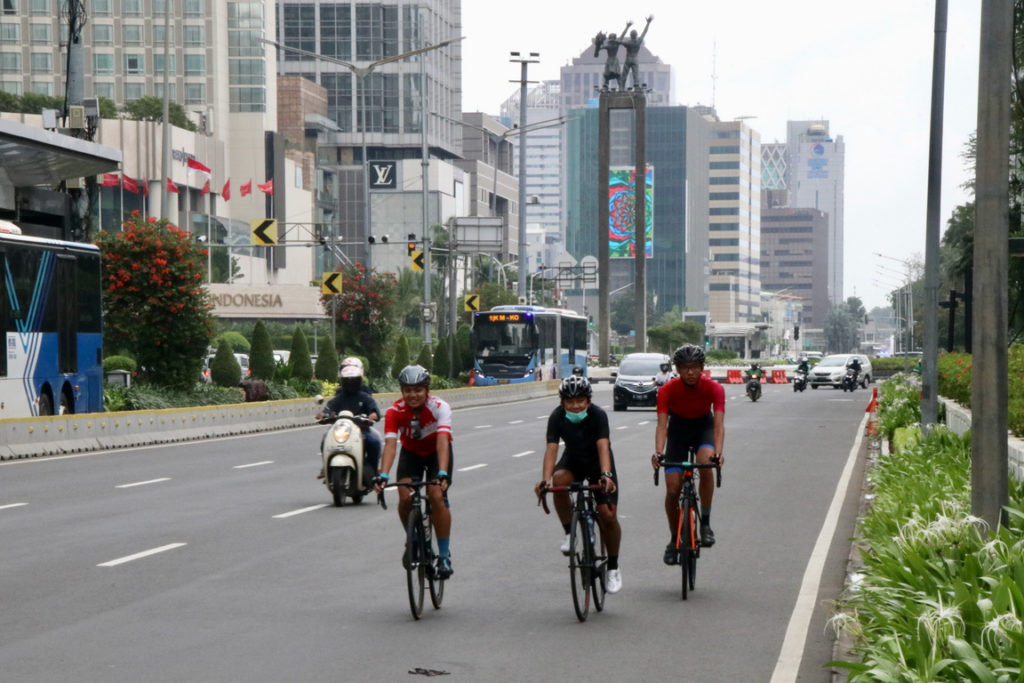 為健康騎上路 疫情帶動雅加達改善單車環境