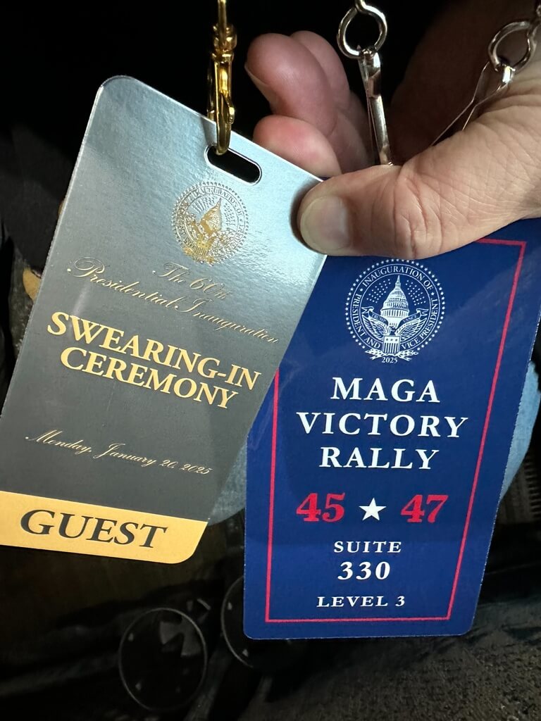 台灣慶賀團取得貴賓券進體育場看川普就職轉播– 芋傳媒TaroNews