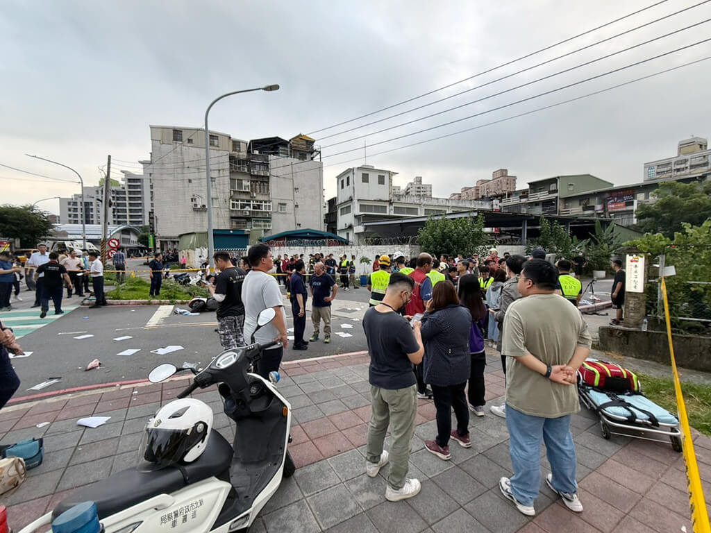 三峽重大車禍汽車駕駛闖紅燈高速衝撞釀3死12傷– 芋傳媒TaroNews